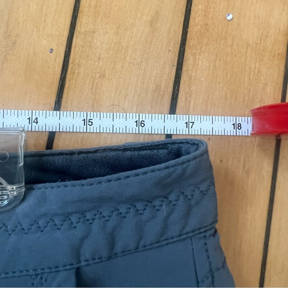 Eddie Bauer Pants Sz 6 Travex Roll-Up Active Pants charcoal grey Secure Pockets - Picture 6 of 9